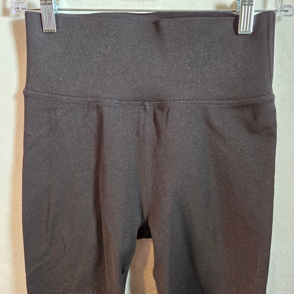 Fabletics Lot of 4 pair Leggings 3 Size Small 1 Size Medium - Picture 13 of 16